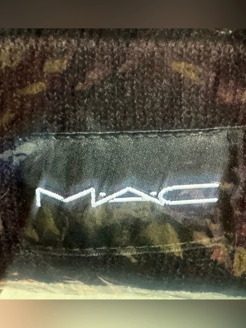 M·A·C Cosmetics Black Logo Beanie Hat - NEW